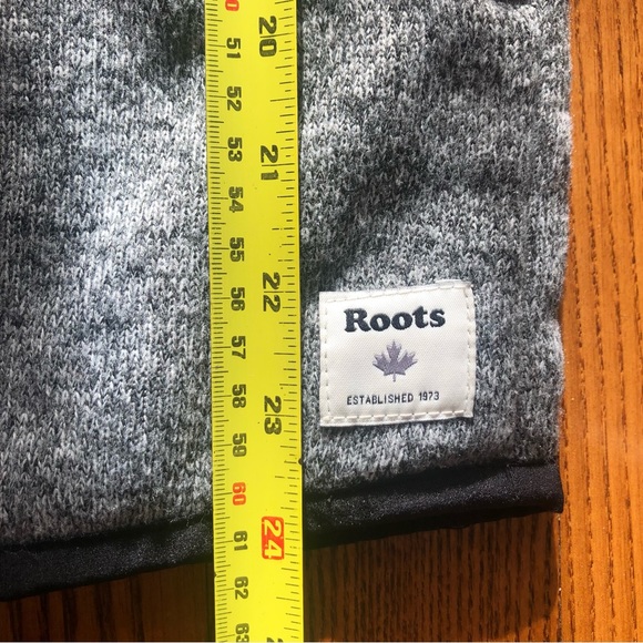 NEW ROOTS HALF ZIP PULL OVER SWEATER CREWNECK - Picture 14 of 16